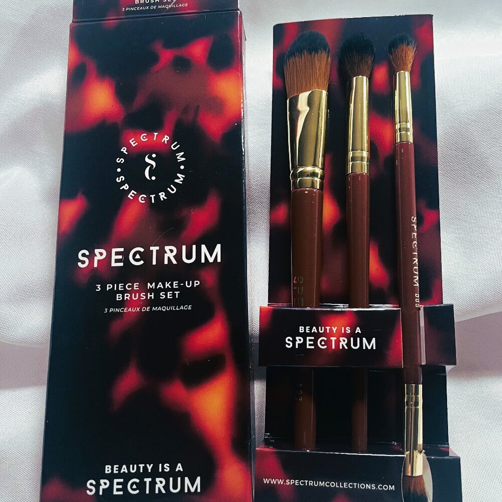 Spectrum Make Up Brush Set , 3 Piece, NEW IN BOX